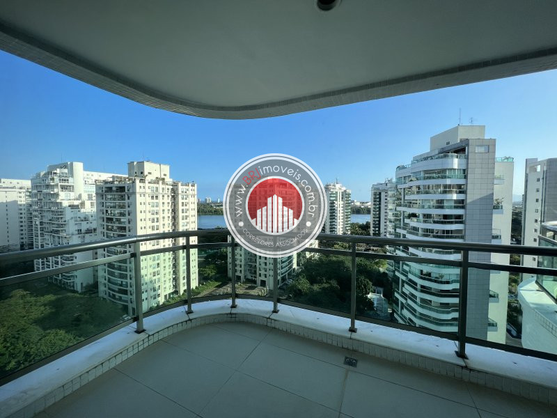 Apartamento  venda  no Barra da Tijuca - Rio de Janeiro, RJ. Imveis