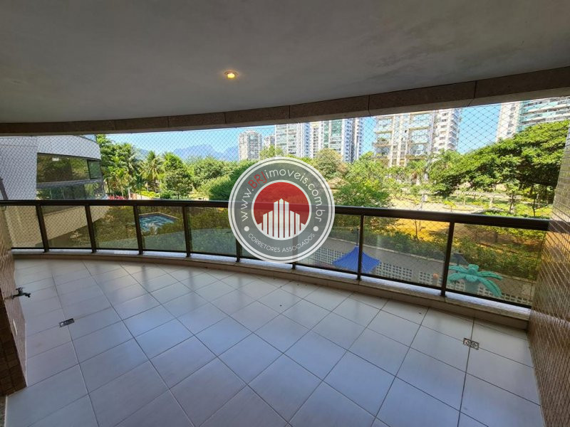 Apartamento  venda  no Barra da Tijuca - Rio de Janeiro, RJ. Imveis