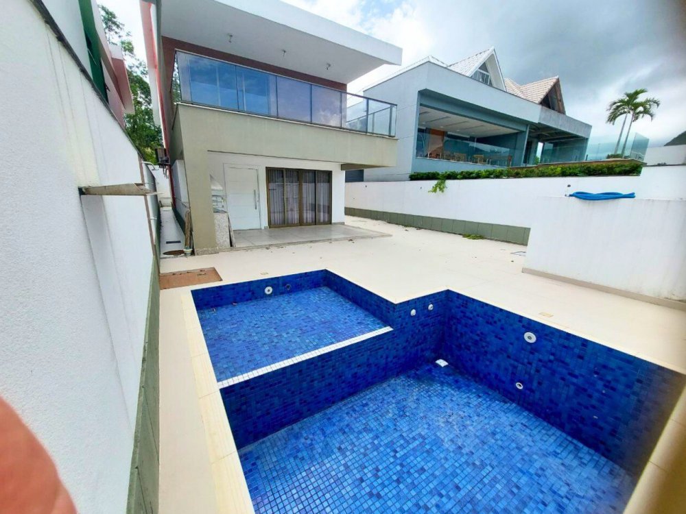 Casa em Condomnio - Venda - Recreio dos Bandeirantes - Rio de Janeiro - RJ